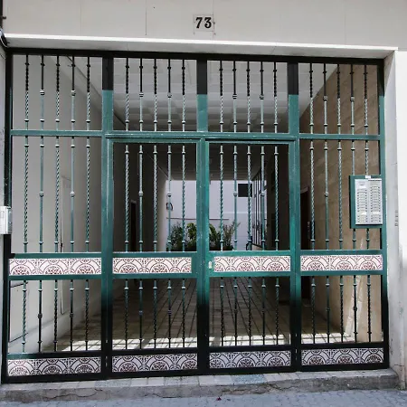 Rentalsevilla Gran Poder Ii Apartman *
